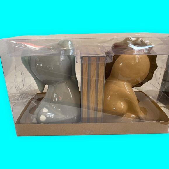 GREAT AND SMALL Bookends Elephant and Lion Ceramic by Baby Aspen - Picture 5 of 8